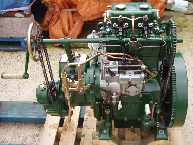 Kelvin P2R engine 009