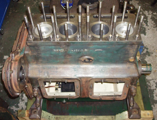 Kelvin P4R engine 009