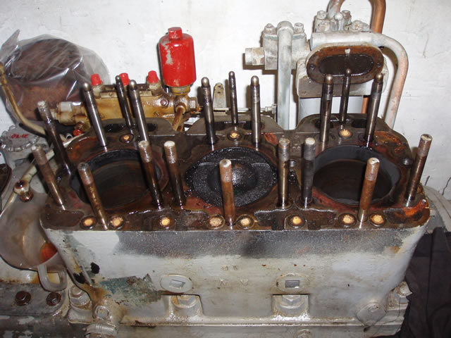 Kromhout Gardner 3LW engine 002